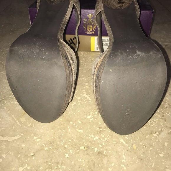 Fergie Kitana-Tan Heels. Leather. size 9 like new - Picture 7 of 10